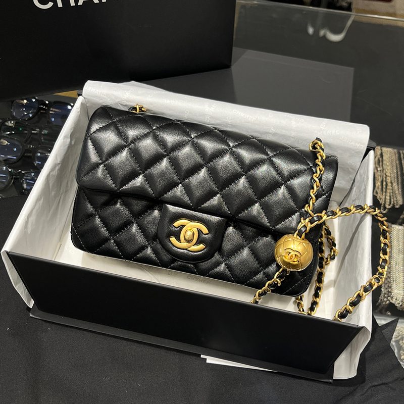 CHANEL