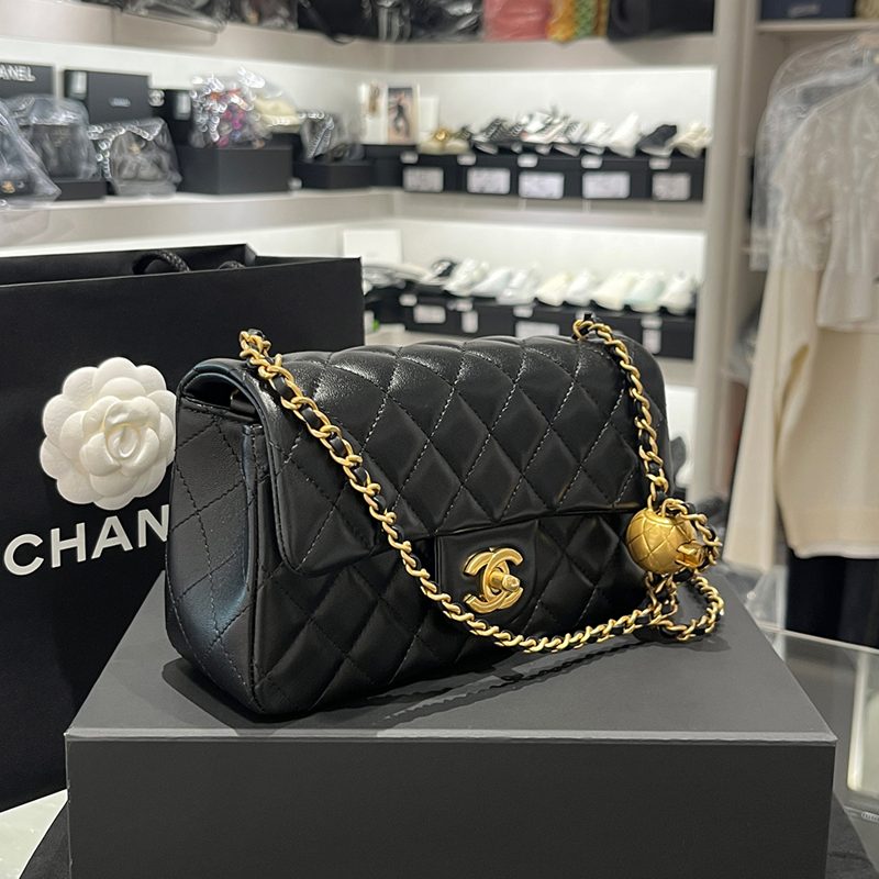 CHANEL