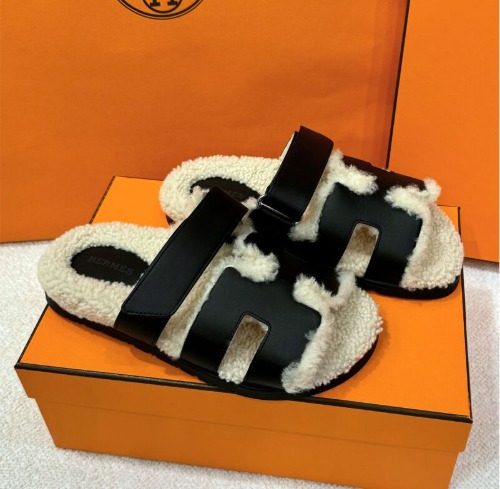 HERMES Shearling 시프레 Sandals 울스킨 Black