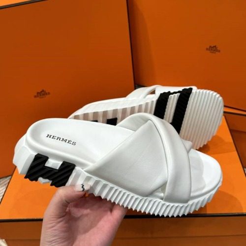 HERMES 인프라 Sandals Calfskin White H Black