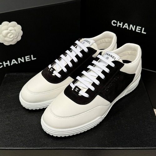 CHANEL Suede Calfskin White Black Line Sneakers Men's์ฉ