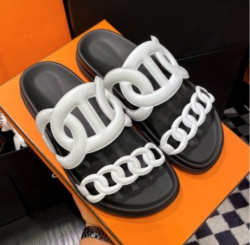 HERMES μμ€νΈλΌ Sandals λνμ€ν¨ White