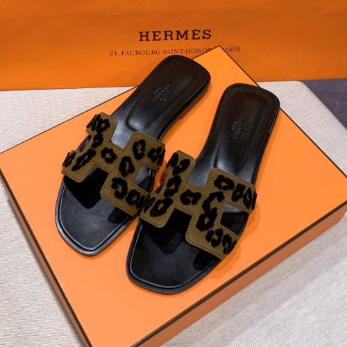 오란 Sandals Calfskin 호피 Black 브라운