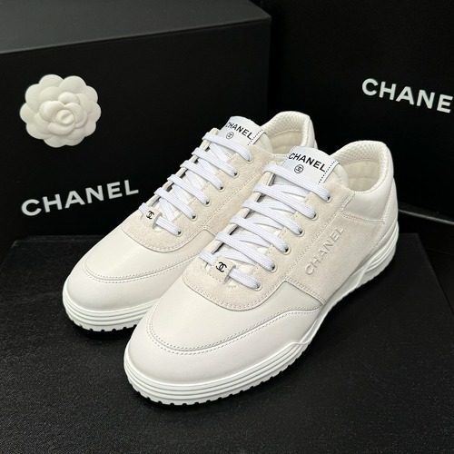 CHANEL Suede Calfskin White ์์ด๋ณด๋ฆฌ Line Sneakers