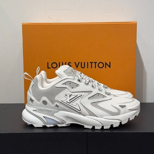 LOUIS VUITTON Runner Sneakers White κ·Έλ μ΄