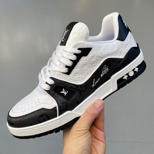 LOUIS VUITTON LV Trainer Sneakers Black