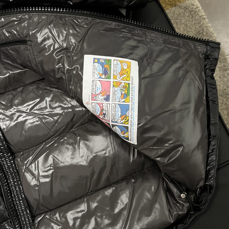 MONCLER