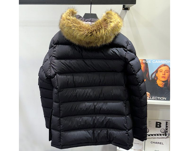 MONCLER