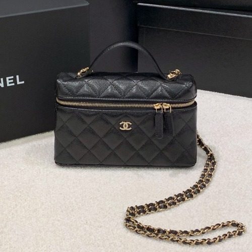 CHANEL ννΈλ€ λ² λν°λ°± μΊλΉμ΄μ€ν¨ Black Gold-Tone
