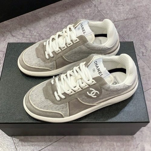 CHANEL Suede Calfskin CC Point κ·Έλ μ΄ Sneakers Women'sμ©