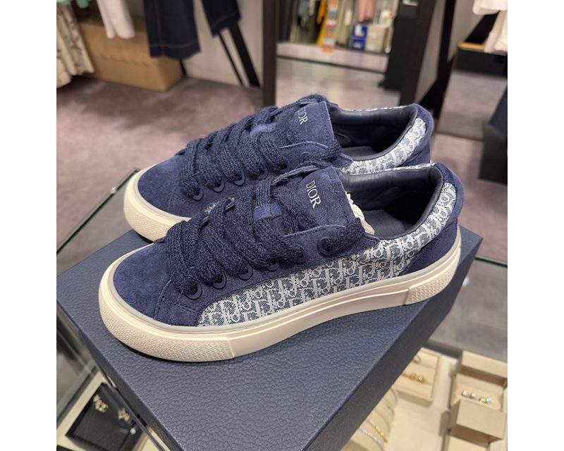 DIOR