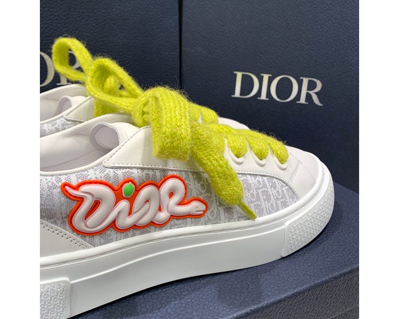 DIOR