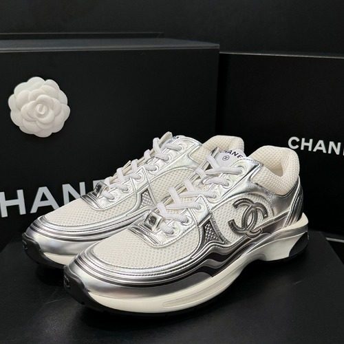 CHANEL Fabric λΌλ―Έλ€μ΄ν°λ White Silver Sneakers Men'sμ©