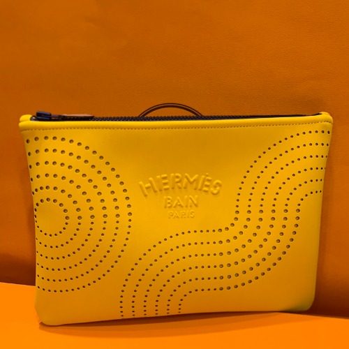 HERMES ๋ค์ค๋ฒ ์ธ Flat Case Wave ์๋ก์ฐ Medium