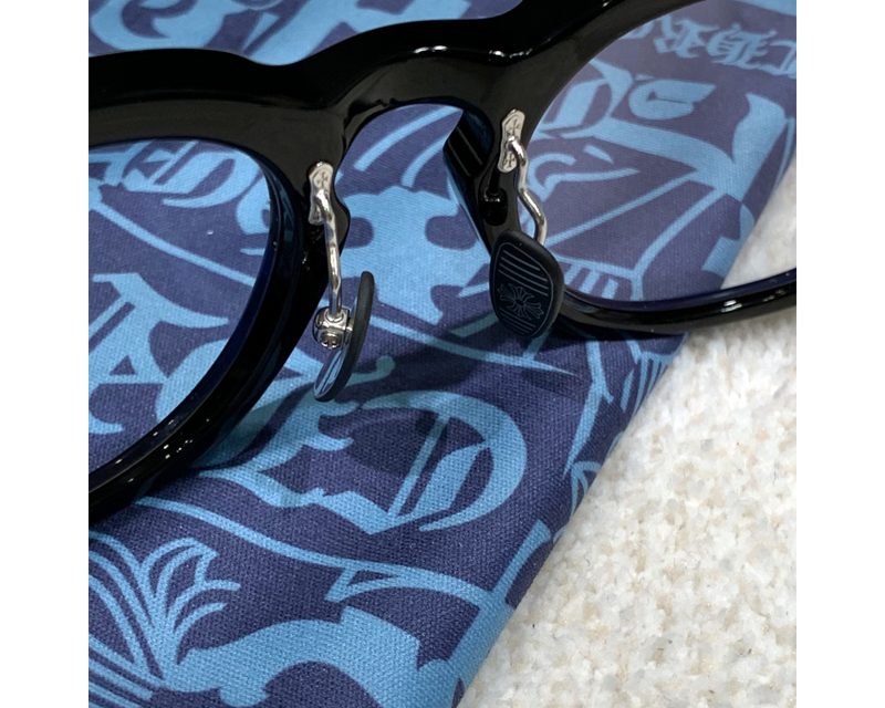 CHROME HEARTS