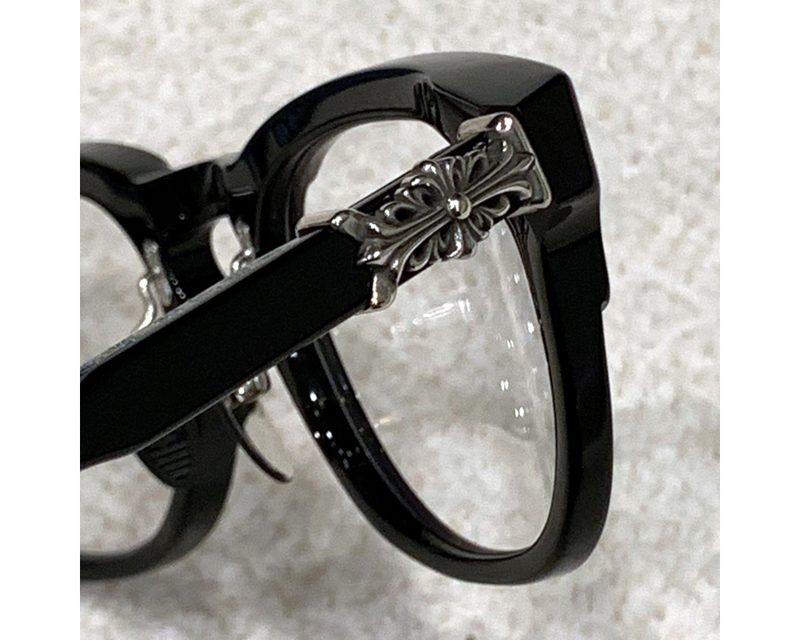 CHROME HEARTS