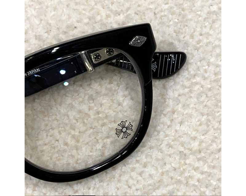 CHROME HEARTS