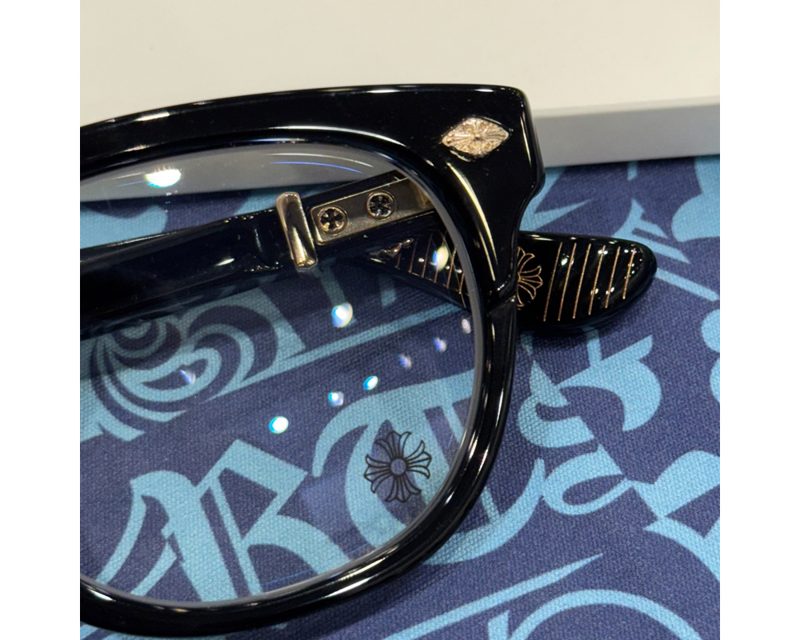 CHROME HEARTS