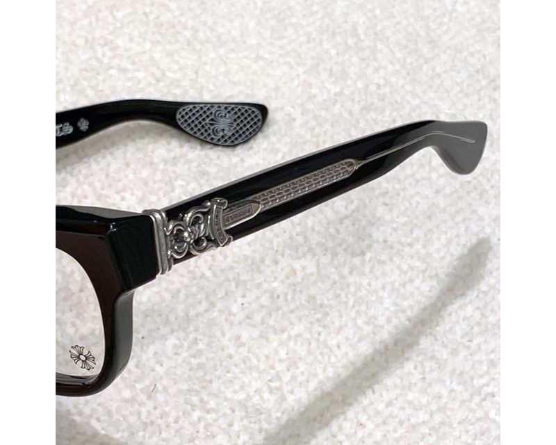 CHROME HEARTS