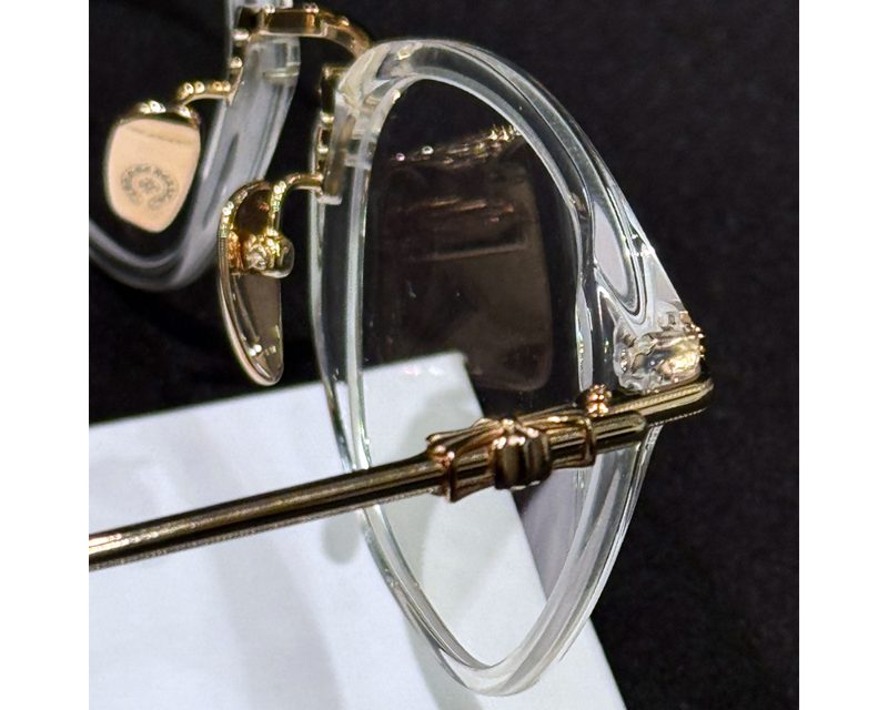 CHROME HEARTS