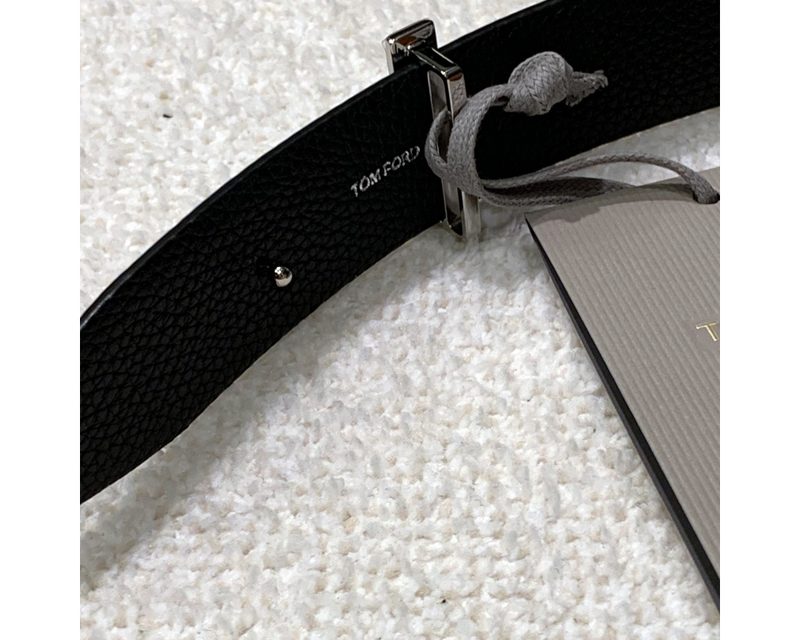 TOM FORD