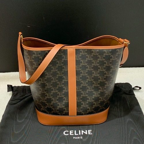 CELINE Triomphe Canvas Calfskin Bucket Bag ํ Medium
