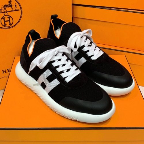 HERMES 크루 Sneakers H Knit 고트스킨 Black White