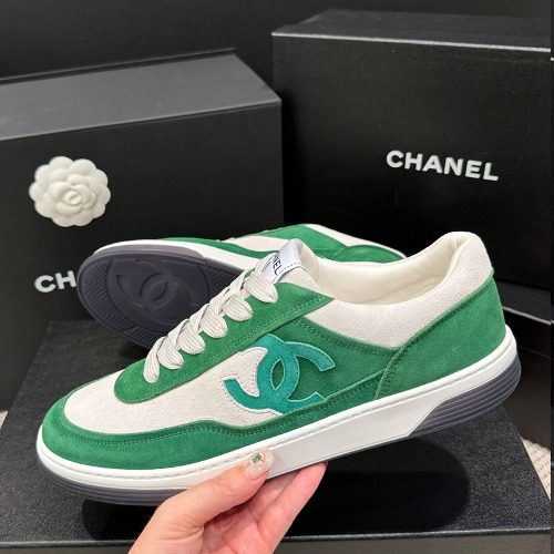 CHANEL Suede λ°°μ CC Logo κ·Έλ¦° Sneakers Men'sμ©
