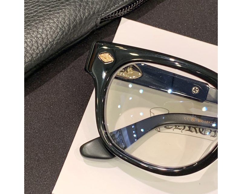 CHROME HEARTS