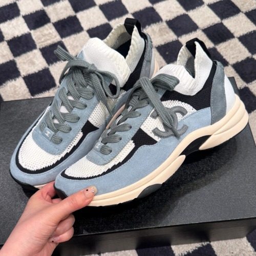 CHANEL Knit Suede Calfskin White λΈλ£¨ Sneakers Men'sμ©