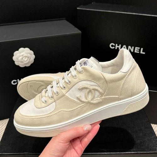 CHANEL Cotton CC Logo 베이지 Sneakers Men's용