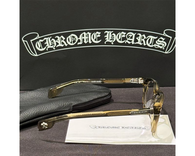 CHROME HEARTS