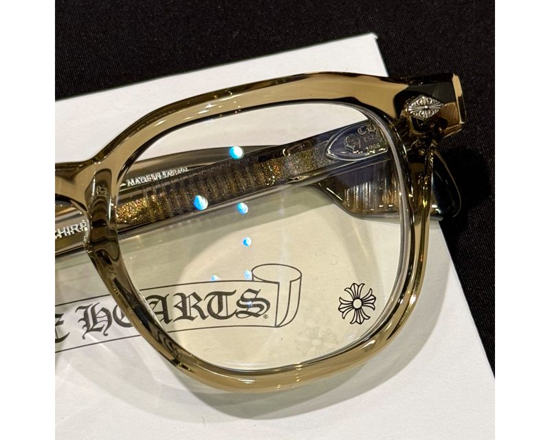 CHROME HEARTS