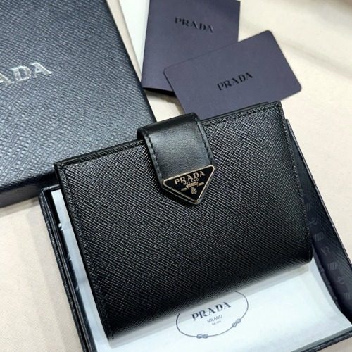 PRADA Wallet Saffiano ์ค๋ฌด์ค Leather Bifold Wallet Black