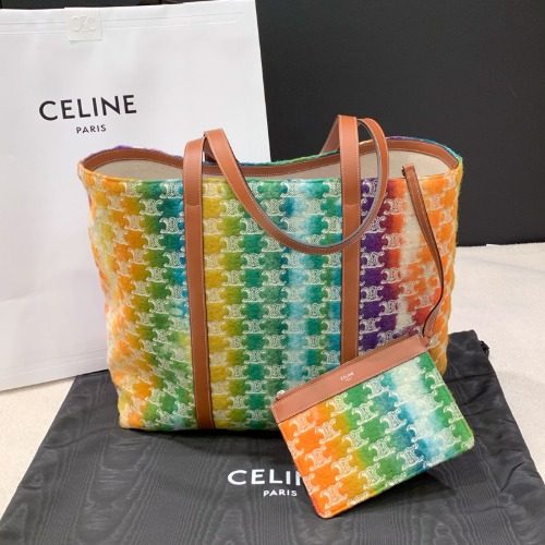 CELINE ํธ๋ฆฌ์กดํ ๋ฎค์ง์๋ฐฑ Triomphe Embroidered Textile Calfskin Tote Bag