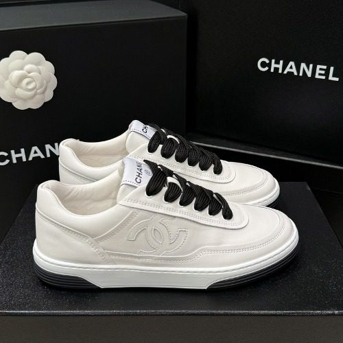 CHANEL Calfskin CC Logo μ¬νμ΄νΈ Black Point Sneakers Women'sμ©